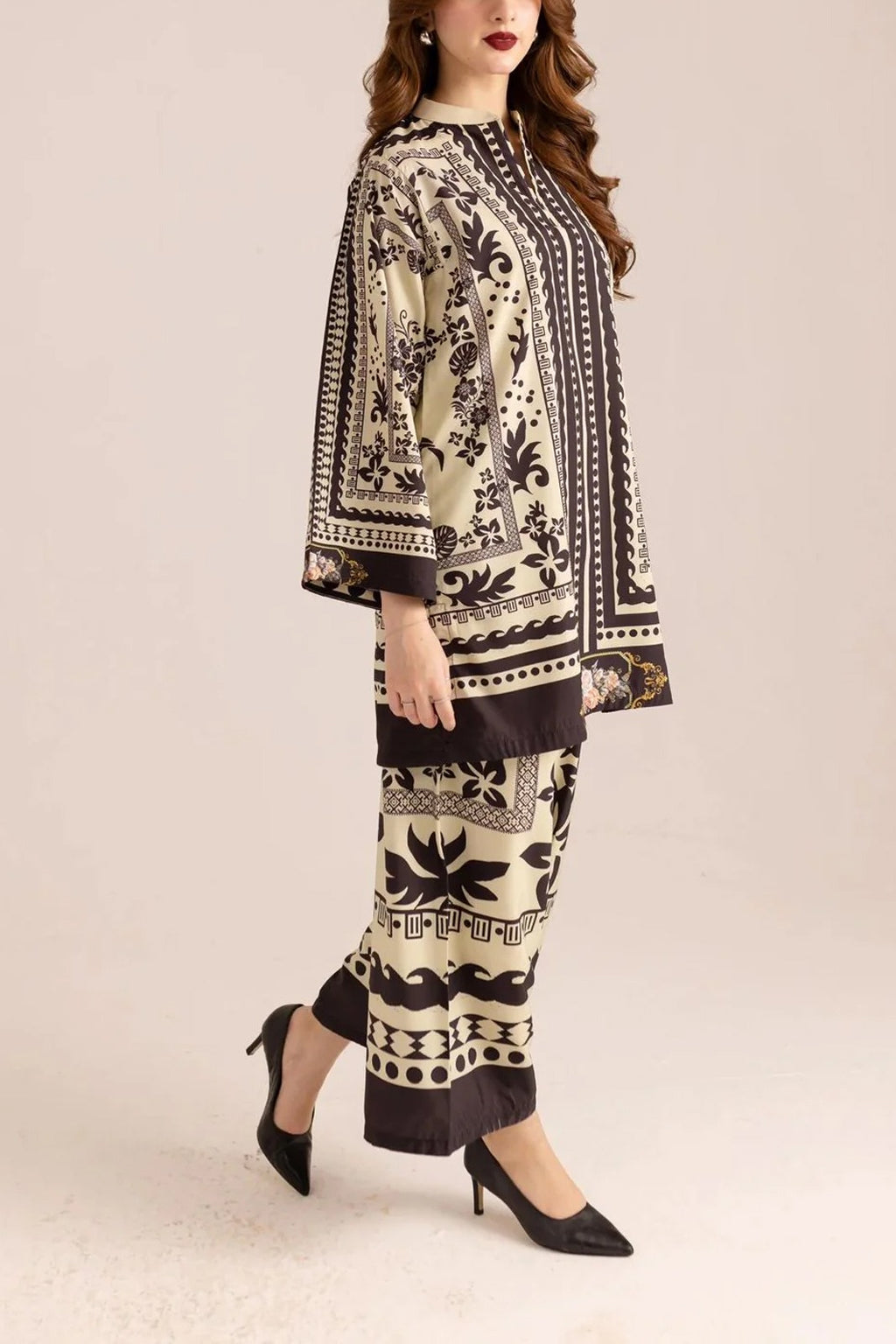 Zanora Premium Trendy Printed Co-Ord Set – Elegant 2PC Stitched Outfit