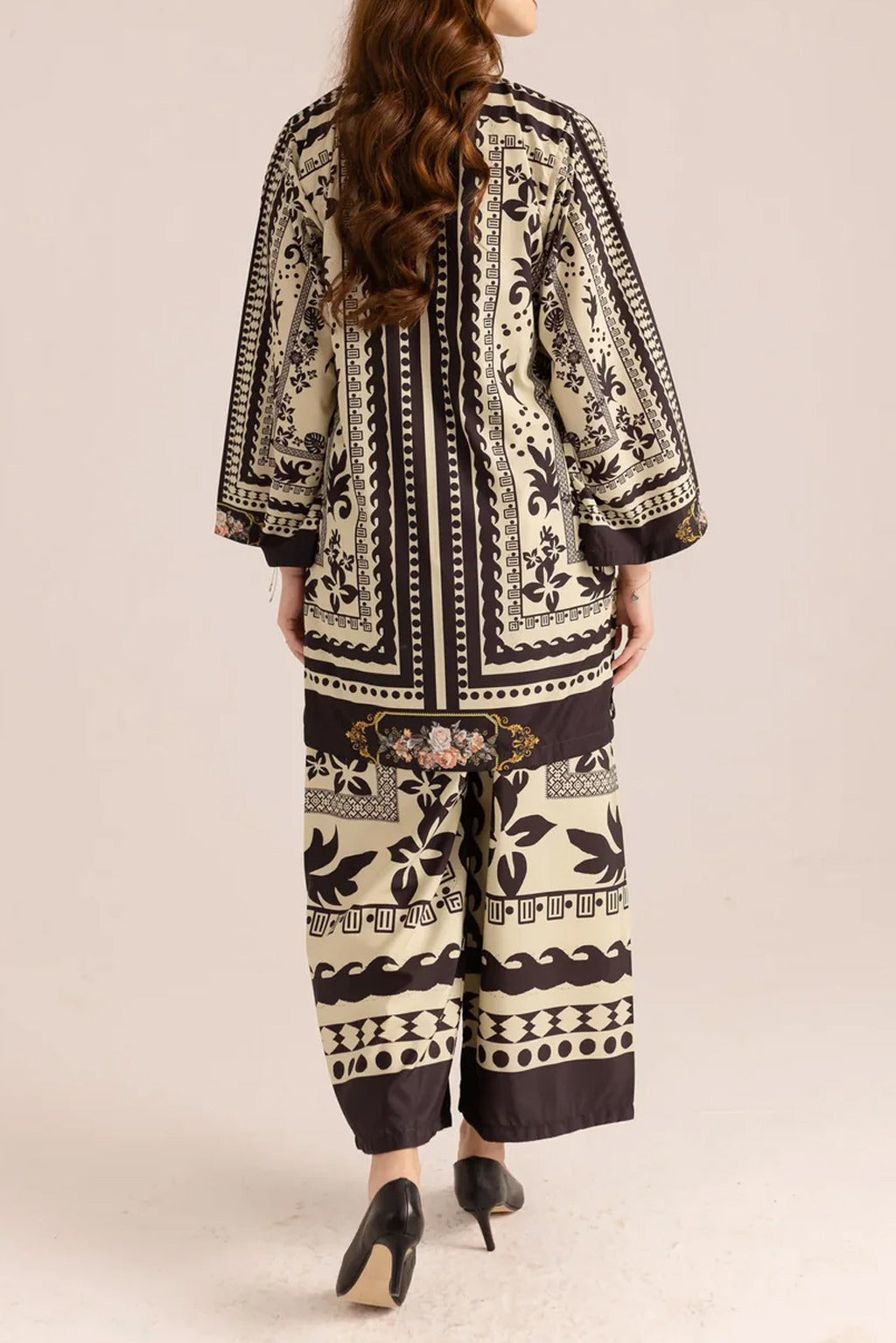 Zanora Premium Trendy Printed Co-Ord Set – Elegant 2PC Stitched Outfit